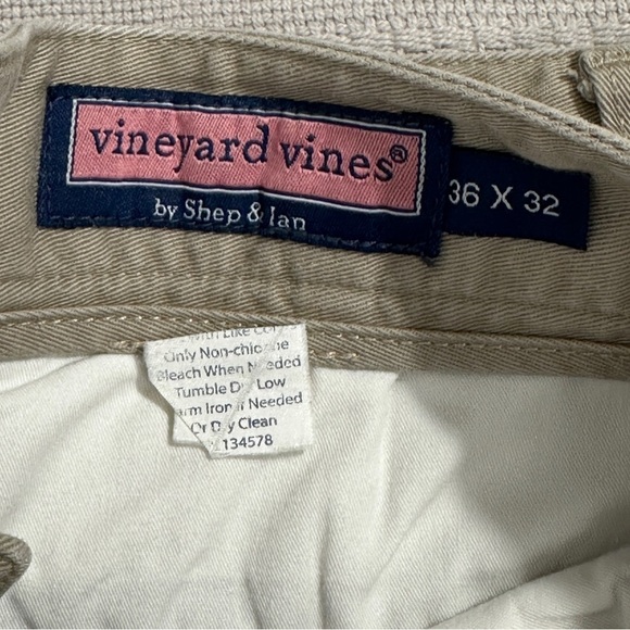 Vineyard Vines Club Pant, size 36x32. Spring, active, outdoors, office - Picture 5 of 7